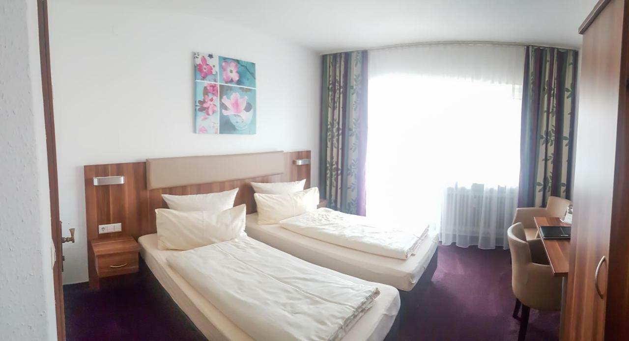 Hotel Loewen Мекенбойрен Екстер'єр фото